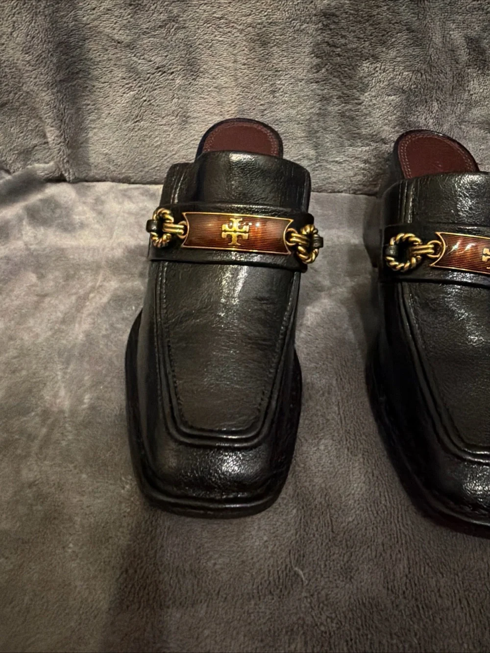 Tory Burch Black Leather Loafers with Gold Chain and Brown Enamel Plaque